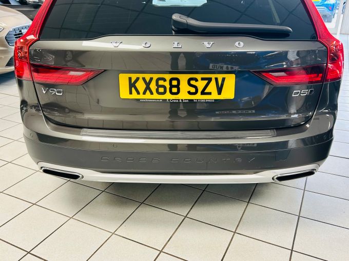 VOLVO V90 D5 POWERPULSE CROSS COUNTRY AWD - 5803 - 13