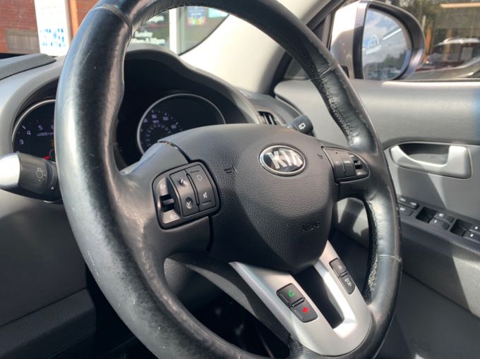 KIA SPORTAGE CRDI KX-4 - 5815 - 15