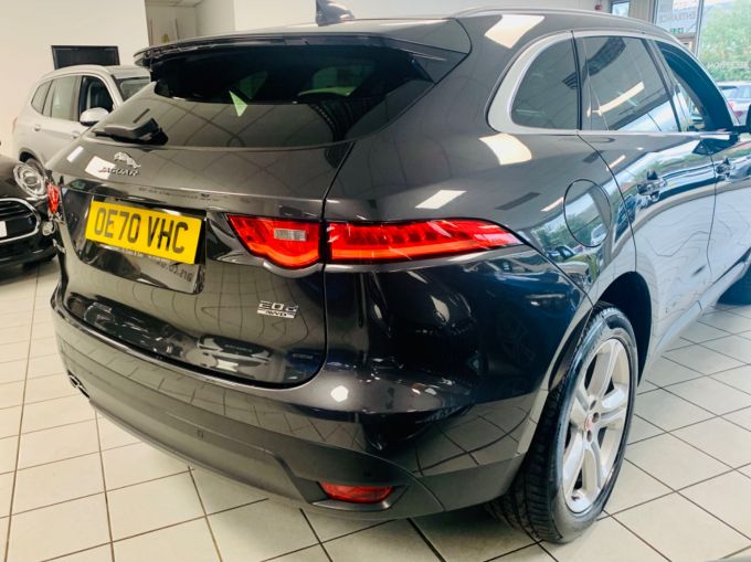 JAGUAR F-PACE PORTFOLIO AWD - 5850 - 7