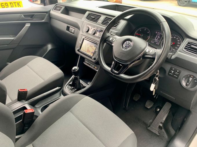 VOLKSWAGEN CADDY C20 TDI HIGHLINE - 5014 - 12