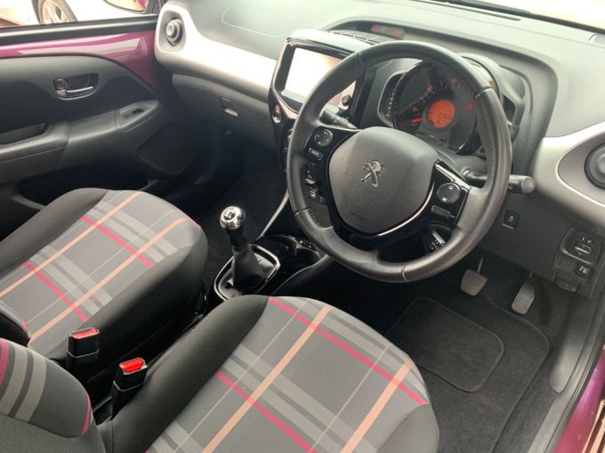 PEUGEOT 108 PURETECH ALLURE - 5052 - 10