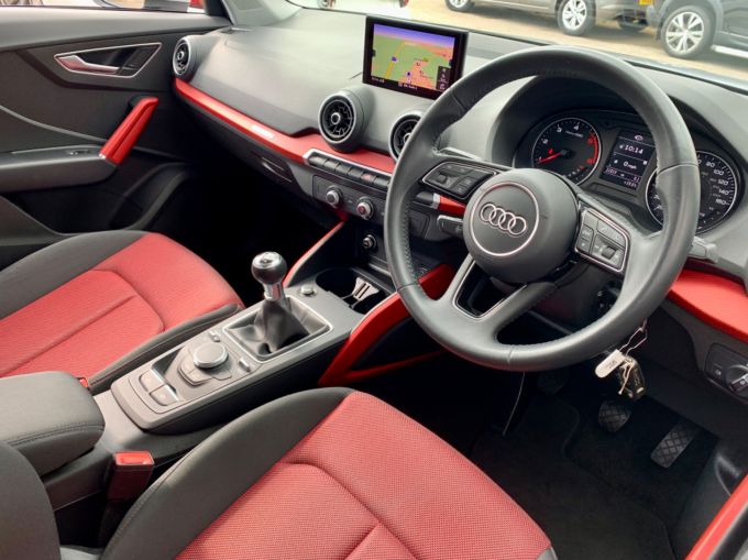 AUDI Q2 TDI SPORT - 5041 - 12