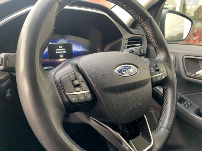 FORD KUGA VIGNALE ECOBLUE MHEV - 5880 - 16