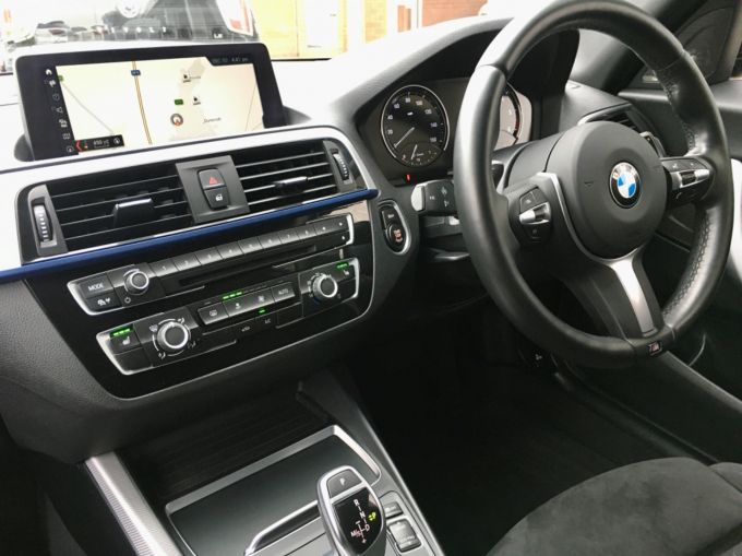 BMW 1 SERIES 120D XDRIVE M SPORT SHADOW EDITION - 4582 - 11