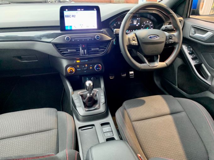 FORD FOCUS ST-LINE TDCI - 5891 - 13