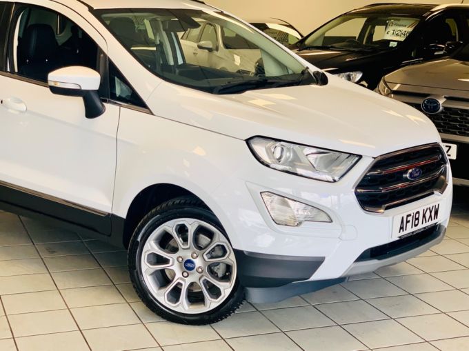 FORD ECOSPORT TITANIUM - 5745 - 5