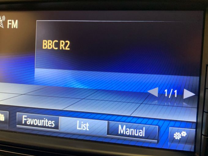 TOYOTA YARIS VVT-I DESIGN M-DRIVE S - 5927 - 14