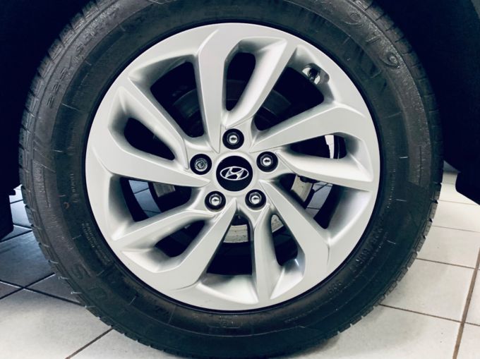 HYUNDAI TUCSON CRDI SE NAV BLUE DRIVE - 5130 - 24