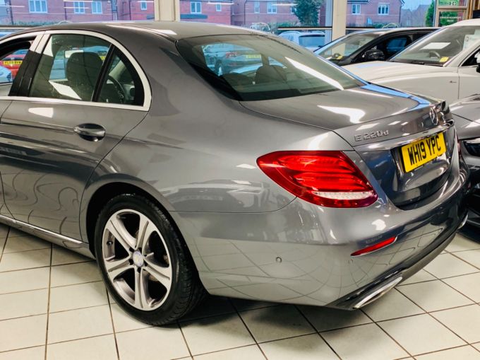 MERCEDES E-CLASS E 220 D SE - 5956 - 9