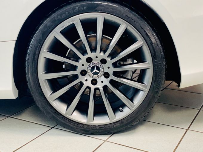 MERCEDES C-CLASS C 220 D AMG LINE - 5699 - 28