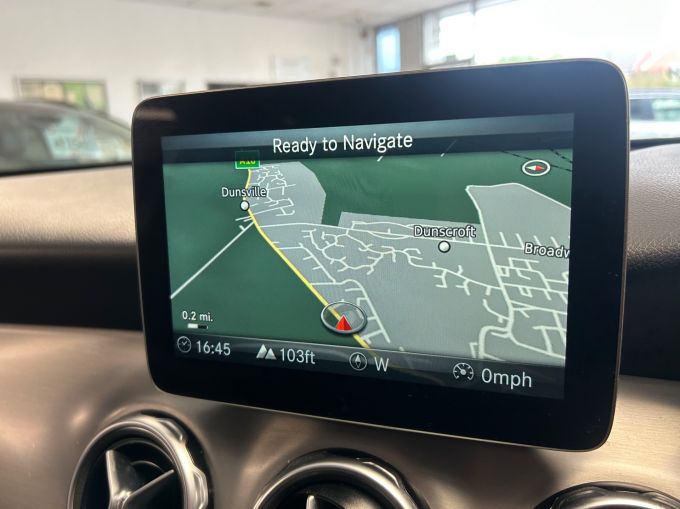 MERCEDES GLA-CLASS GLA 200 D AMG LINE - 5801 - 3