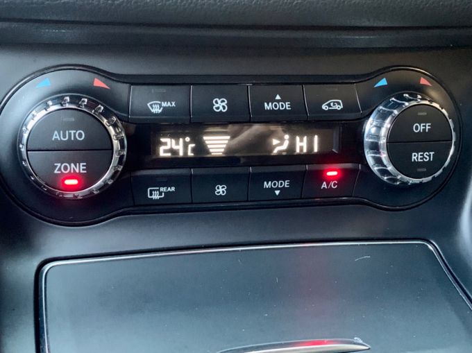 MERCEDES CLA CLA 200 AMG LINE NIGHT EDITION - 5877 - 20