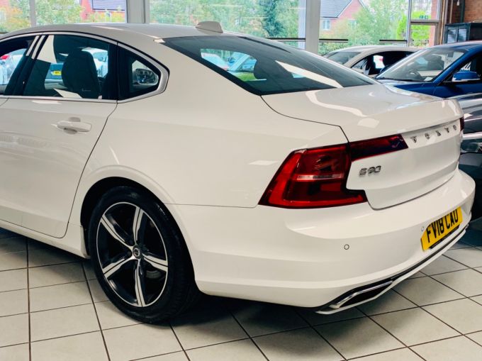 VOLVO S90 D4 R-DESIGN - 5849 - 10