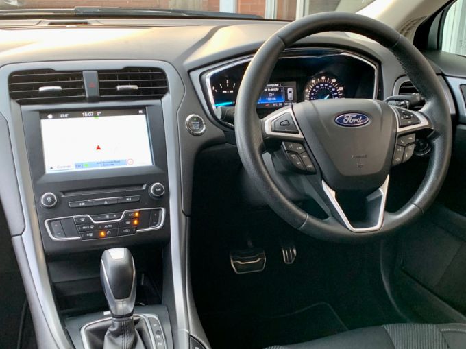 FORD MONDEO ST-LINE TDCI - 5901 - 13