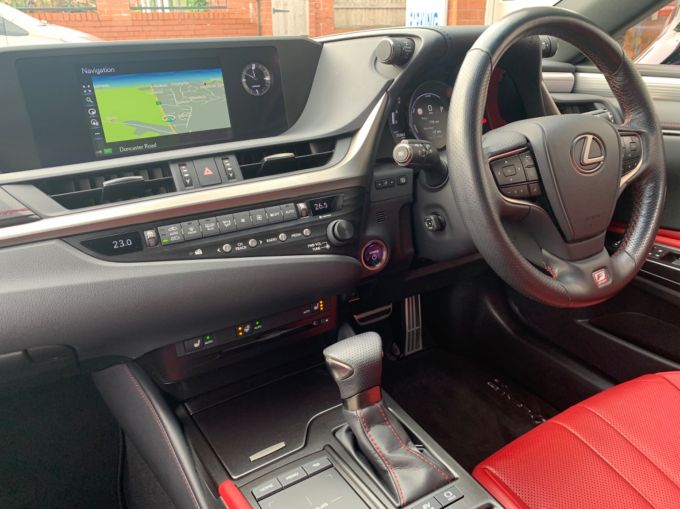 LEXUS ES 300H F SPORT - 5881 - 13