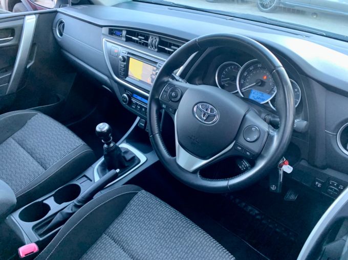 TOYOTA AURIS DUAL VVT-I ICON PLUS - 5828 - 14