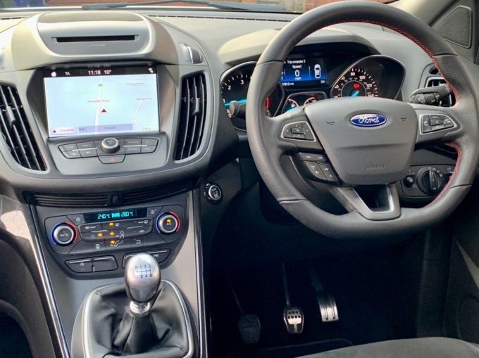 FORD KUGA ST-LINE EDITION TDCI - 5916 - 11