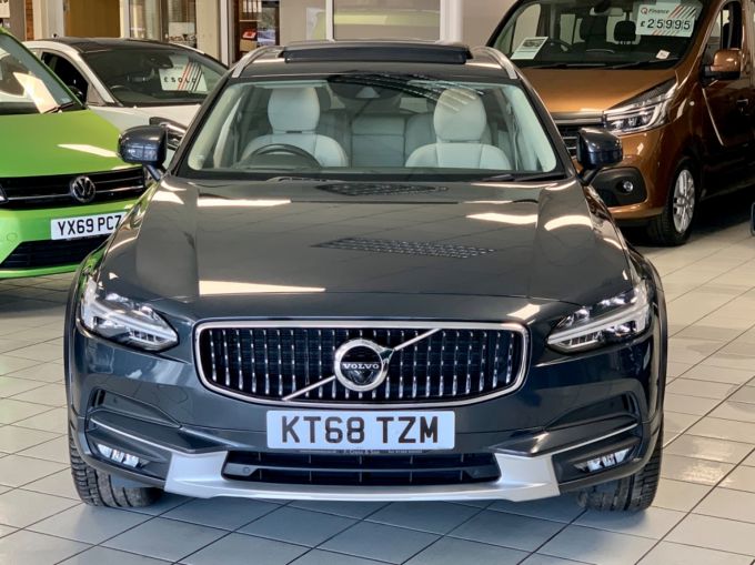 VOLVO V90 D4 CROSS COUNTRY PRO AWD - 5893 - 4