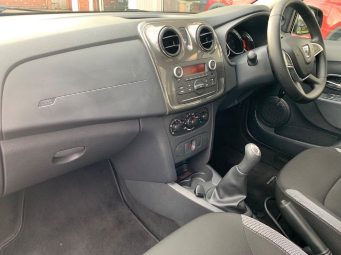 DACIA SANDERO STEPWAY AMBIANCE DCI - 5890 - 2