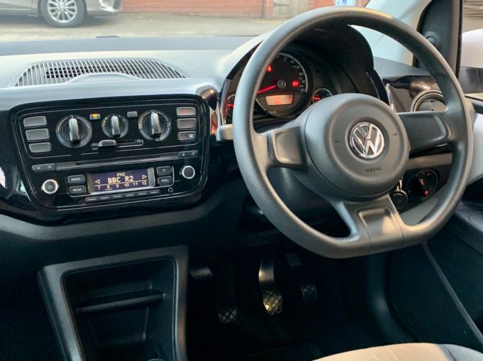VOLKSWAGEN UP MOVE UP - 5872 - 11