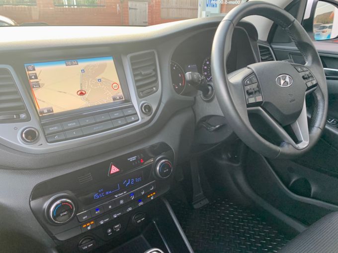 HYUNDAI TUCSON CRDI SE NAV BLUE DRIVE - 5130 - 13