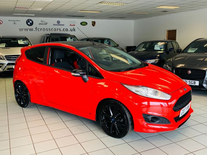 FORD FIESTA ZETEC S RED EDITION - 4706 - 5