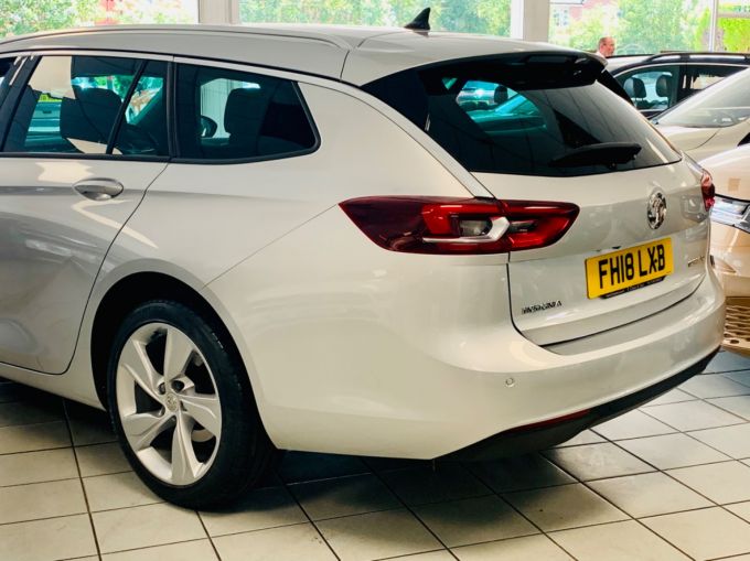 VAUXHALL INSIGNIA SPORTS TOURER SRI NAV - 5730 - 9