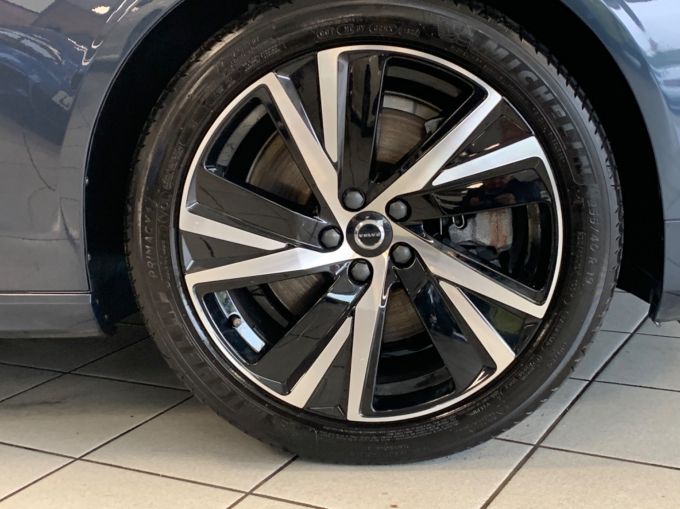 VOLVO V90 B4 PLUS MHEV - 5860 - 30