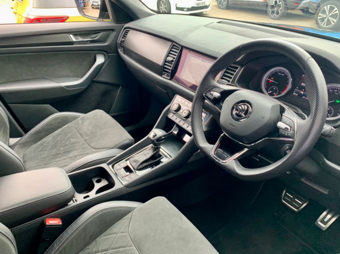 SKODA KODIAQ SPORTLINE TDI SCR DSG - 5785 - 14