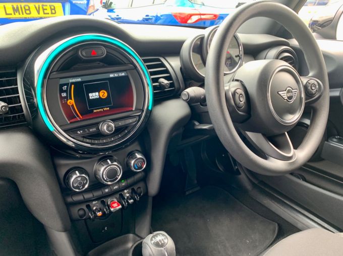 MINI CONVERTIBLE COOPER CLASSIC - 5786 - 20