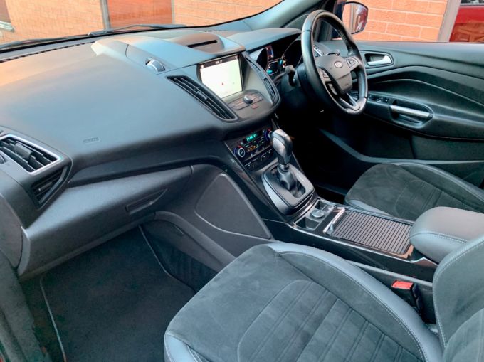 FORD KUGA ST-LINE TDCI AWD - 5937 - 2