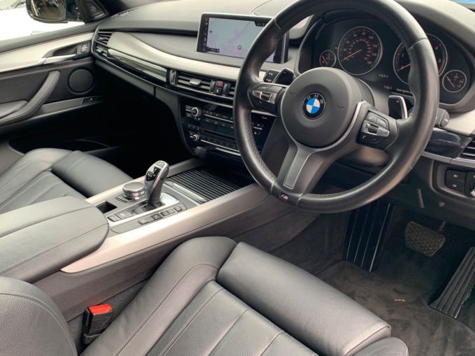 BMW X5 XDRIVE30D M SPORT - 4624 - 11