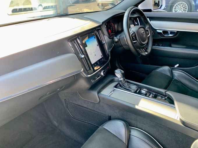 VOLVO S90 D4 R-DESIGN - 5680 - 2