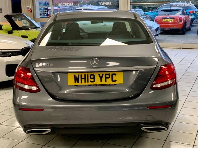 MERCEDES E-CLASS E 220 D SE - 5956 - 8