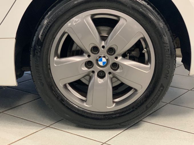 BMW 1 SERIES 118I SE - 5985 - 23