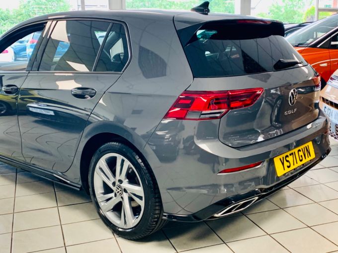 VOLKSWAGEN GOLF R-LINE TSI - 5702 - 9