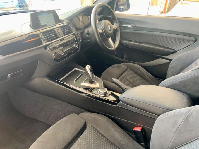 BMW 2 SERIES 218I M SPORT - 5809 - 2