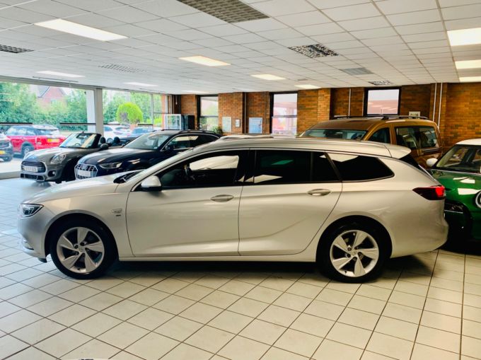 VAUXHALL INSIGNIA SPORTS TOURER SRI NAV - 5730 - 10