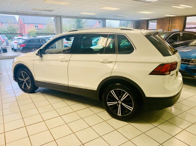 VOLKSWAGEN TIGUAN SE TDI BMT - 5160 - 8