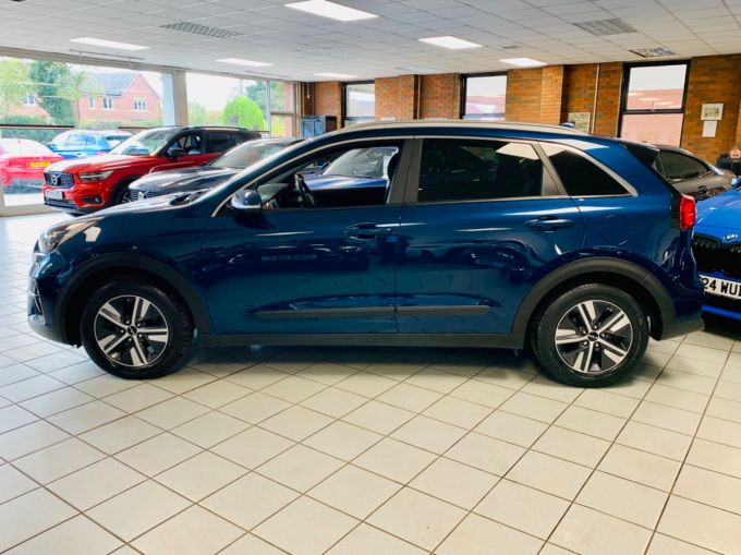 KIA NIRO 2 - 5875 - 9