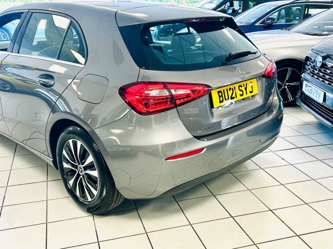 MERCEDES A-CLASS A 180 SE - 5691 - 11