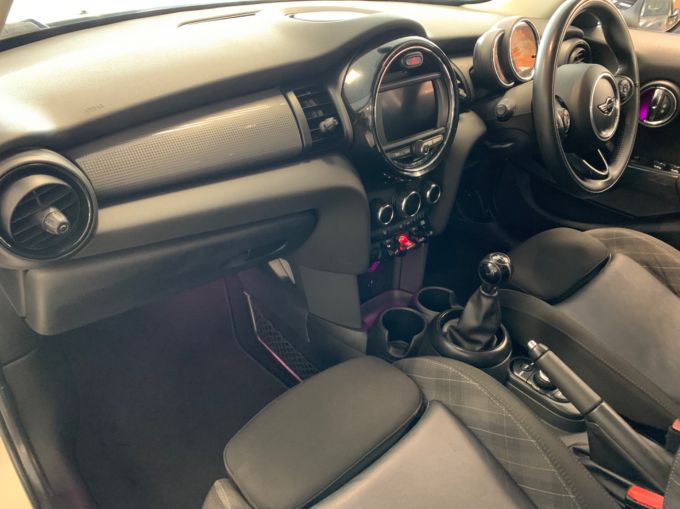 MINI HATCH COOPER - 5796 - 2
