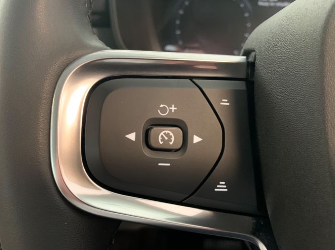 VOLVO XC40 RECHARGE T5 INSCRIPTION PRO - 5657 - 19