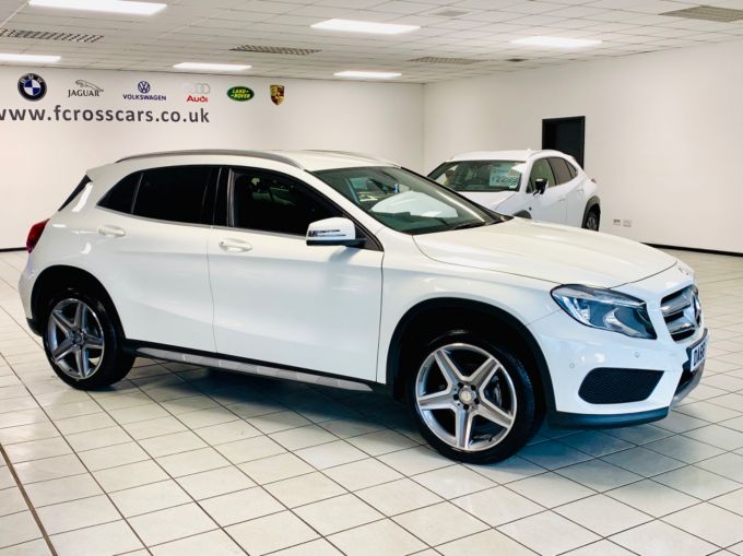MERCEDES GLA-CLASS GLA 200 D AMG LINE EXECUTIVE - 5969 - 5