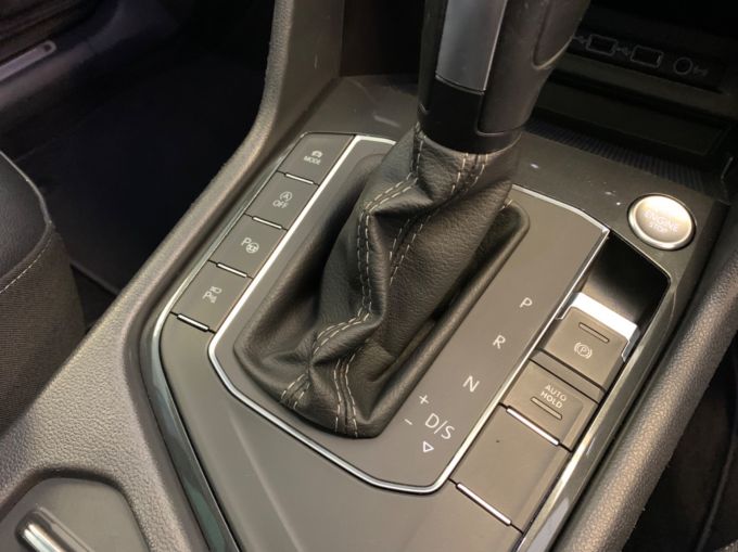 VOLKSWAGEN TIGUAN R-LINE TECH TDI DSG - 5144 - 12