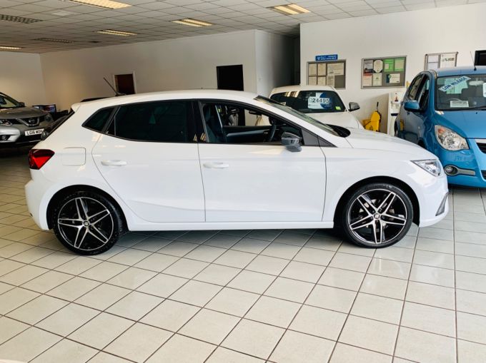 SEAT IBIZA TSI FR SPORT - 5143 - 6