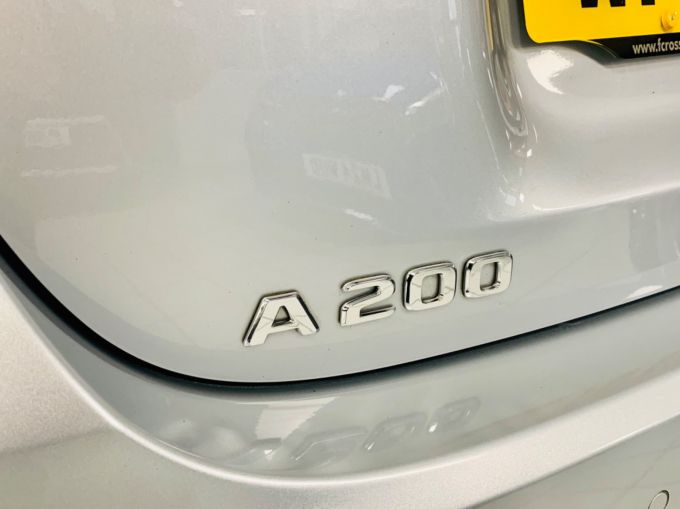 MERCEDES A-CLASS A 200 SPORT EXECUTIVE - 5911 - 8