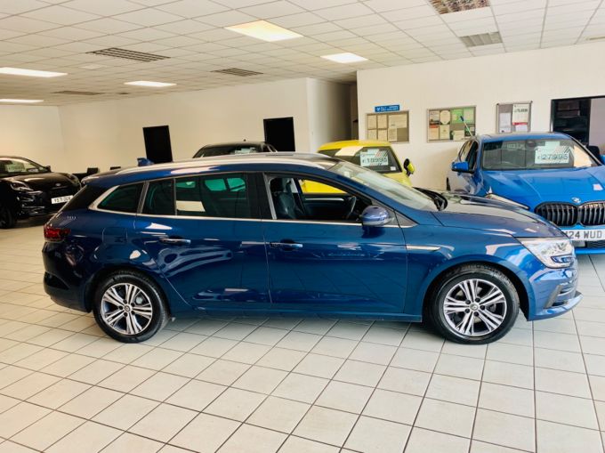 RENAULT MEGANE ICONIC DCI - 5718 - 6