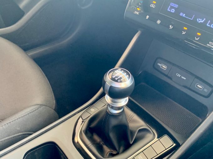 HYUNDAI TUCSON T-GDI SE CONNECT - 5720 - 19