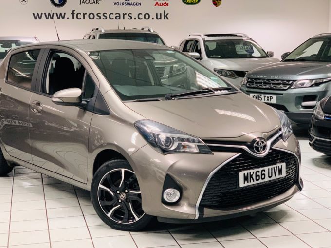 TOYOTA YARIS VVT-I DESIGN TSS - 5157 - 4